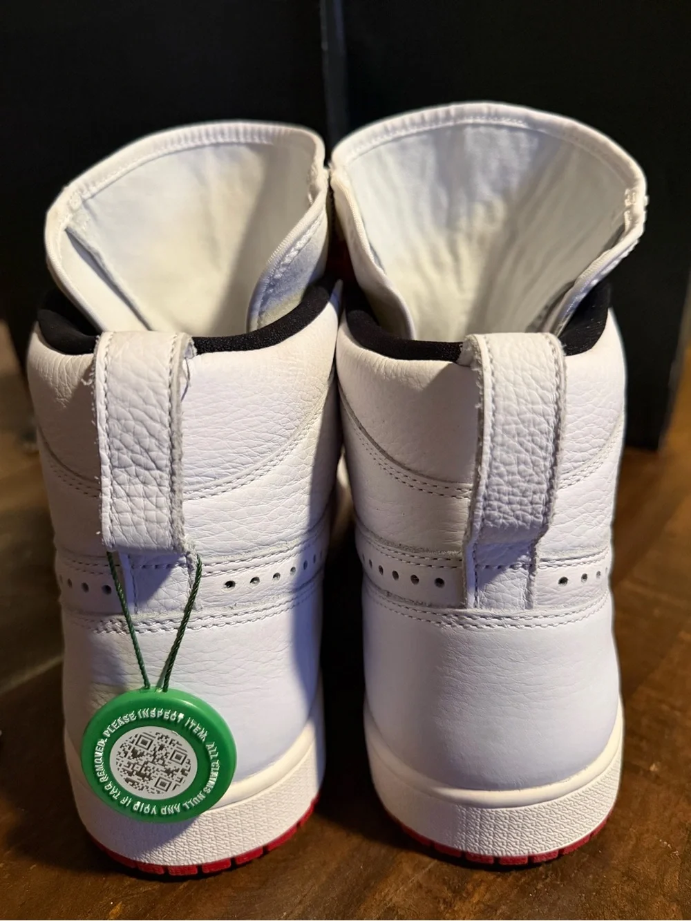 Nike White and Red High-Top Zip Sneakers - 9M